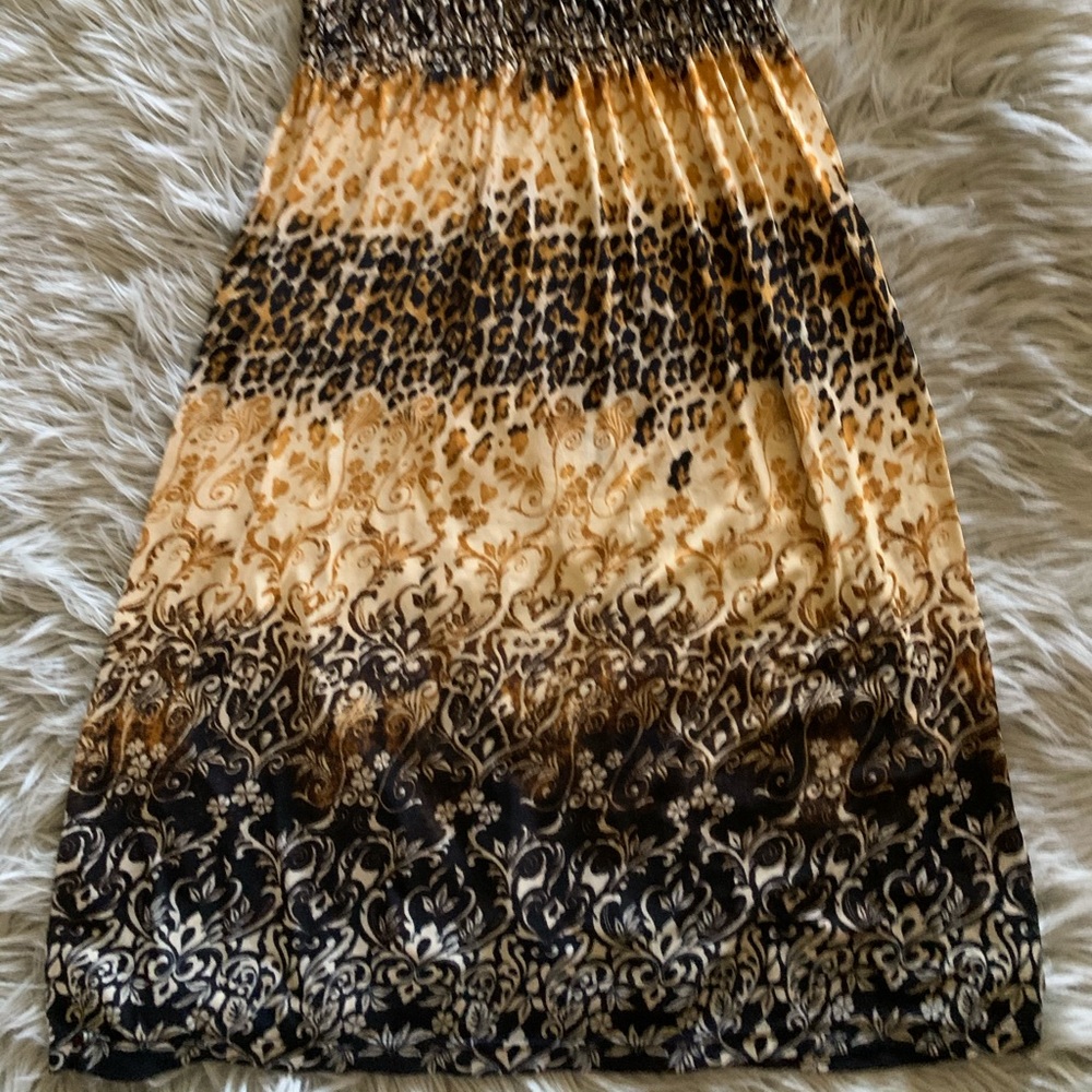 Dress - Picture 2 of 4